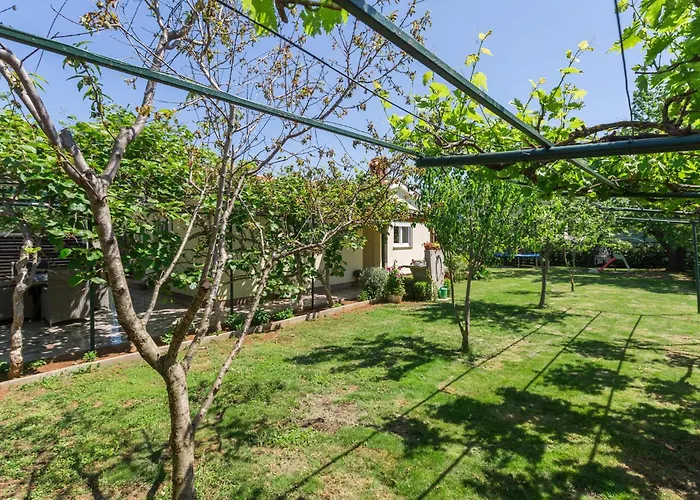 2 Bedroom Beautiful In * Pula