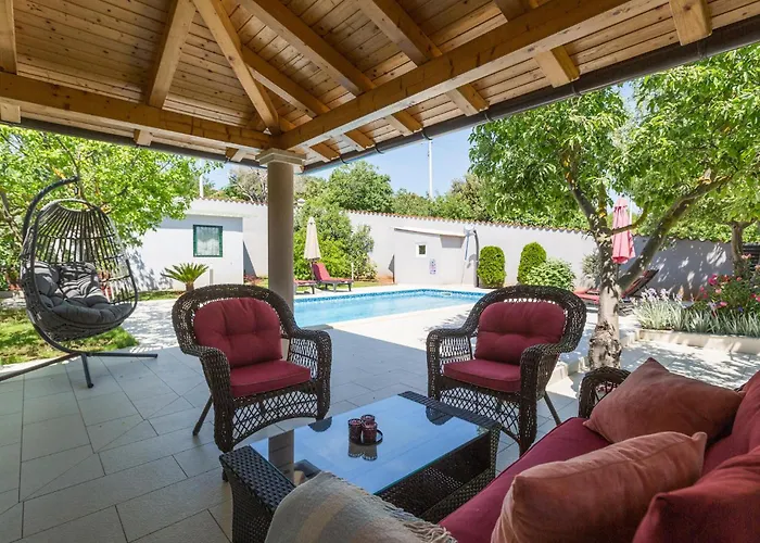 2 Bedroom Beautiful In