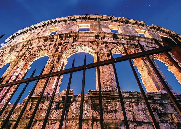 2 Bedroom Beautiful In Prázdninový dům *